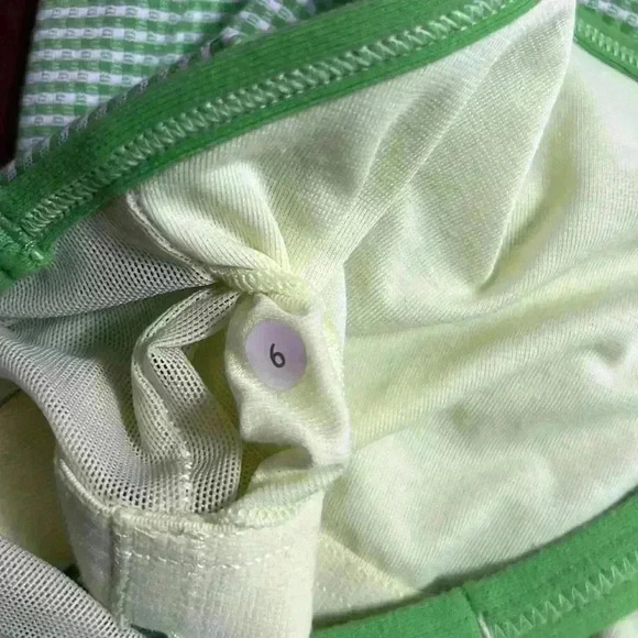 Lululemon women’s top - Picture 3 of 8